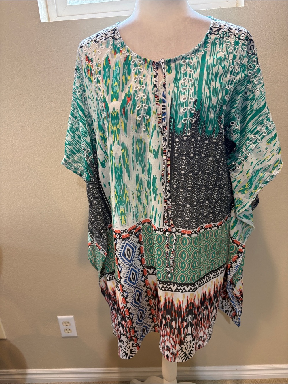 Shoreline Multicolor Green & Black Patchwork Tunic-Size M